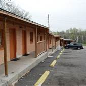 Sharon's Motel