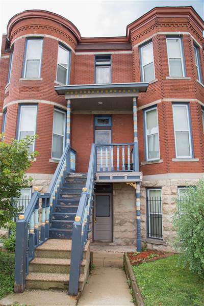 "Queen Anne" Row Homes / Town Houses (9/4/2015)