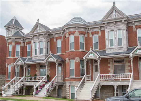 "Queen Anne" Row Homes / Town Houses (9/14/2015)