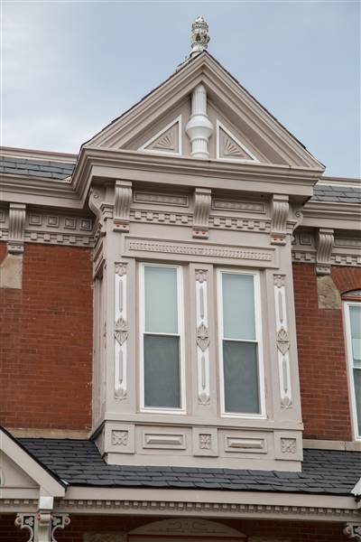 "Queen Anne" Row Homes / Town Houses (9/4/2015)