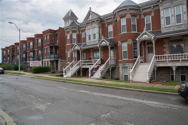 "Queen Anne" Row Homes / Town Houses (9/4/2015)